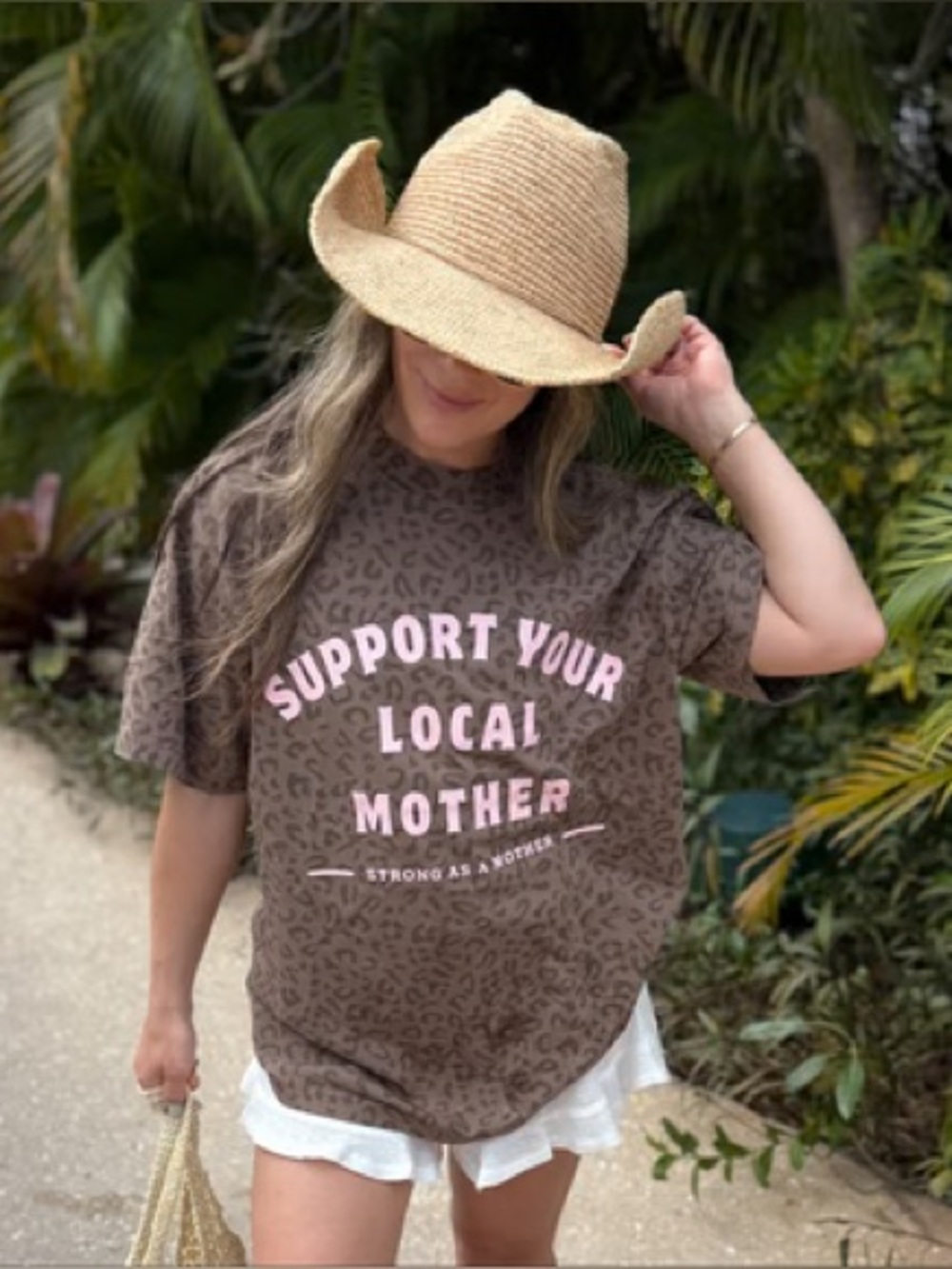 BRAND NEW shirt Leopard SUPPORT YOUR LOCAL MOTHER 
Strong as a mother MEDIUM